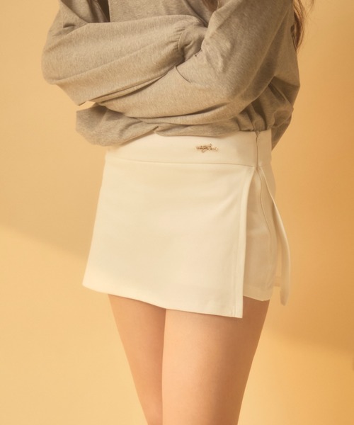 TITTY&CO.(ティティーアンドコー)の「ロゴ入りスウェットタイトスカート(スカート・レディース・ブラック/ホワイト/グレー・FREE)」の2枚目の写真