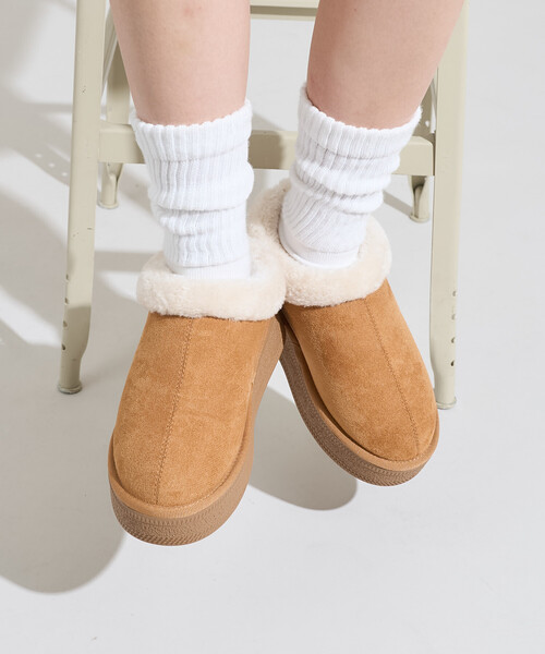 FREAK'S STORE（フリークスストア）の「限定展開 エコファーミュール/フェイクムートンシューズ（スリッポン・レディース・ブラック/チャコールグレー/ライトブラウン/ベージュ・36/37/38）」の6枚目の写真