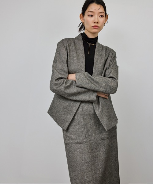 ROPE'（ロペ）の「ウールレーヨンノーカラージャケット(無地/ヘリンボーン)/セットアップ対応（ノーカラージャケット・レディース・ブラック系その他/ブラック・36/38）」の8枚目の写真