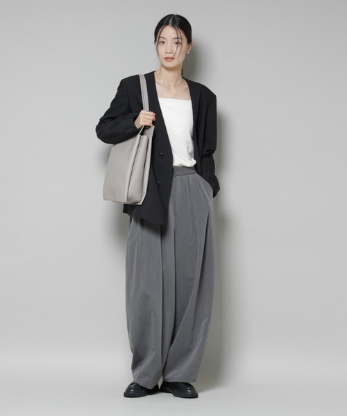 NANO universe（ナノユニバース）の「縦長トートバッグ（トートバッグ・レディース・ベージュ/ブラック/グレー・F）」の13枚目の写真