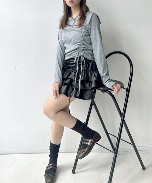 AS KNOW AS plus(アズノゥアズプラス)の「♪シャーリングリボン結び オフショル風ラメニットプルオーバー(Tシャツ/カットソー・レディース・シルバー系/ブラック/ホワイト系・FREE)」の5枚目の写真