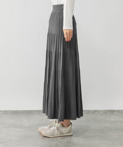 GLOBAL WORK（グローバルワーク）の「滑らかニットフレアスカート/580745（スカート・レディース・ダークブラウン/グレー系その他6/ブラック・REGULAR/SHORT）」の7枚目の写真