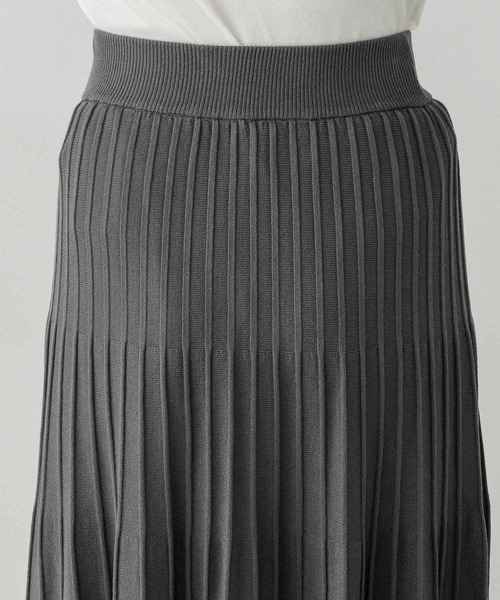 GLOBAL WORK（グローバルワーク）の「滑らかニットフレアスカート/580745（スカート・レディース・ダークブラウン/グレー系その他6/ブラック・REGULAR/SHORT）」の15枚目の写真