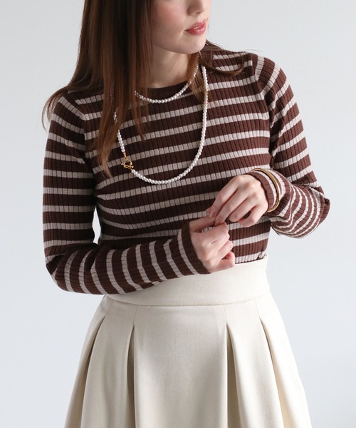 cepo（セポ）の「〈WEB限定カラーあり〉ワイドリブクルーネックニットプルオーバー（ニット/セーター・レディース・イエロー/グリーン系その他/ラベンダー/ホワイト系その他/ピンク/グリーン/ブラウン/ブラック/カーキ/ブラウン系その他/オフホワイト・M）」の6枚目の写真