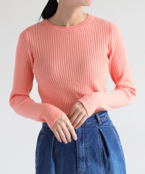 cepo（セポ）の「〈WEB限定カラーあり〉ワイドリブクルーネックニットプルオーバー（ニット/セーター・レディース・イエロー/グリーン系その他/ラベンダー/ホワイト系その他/ピンク/グリーン/ブラウン/ブラック/カーキ/ブラウン系その他/オフホワイト・M）」の11枚目の写真