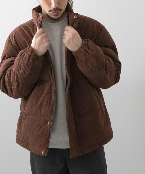 ITEMS URBANRESEARCH（アイテムズ アーバンリサーチ）の「コーディロイ 中綿ハイネックジャケット（ダウンジャケット/コート・メンズ・ブラック/ブラウン/ネイビー・MEDIUM/LARGE）」の9枚目の写真