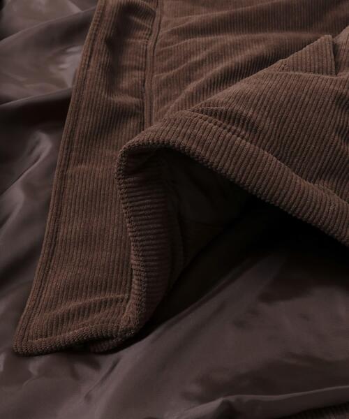 ITEMS URBANRESEARCH（アイテムズ アーバンリサーチ）の「コーディロイ 中綿ハイネックジャケット（ダウンジャケット/コート・メンズ・ブラック/ブラウン/ネイビー・MEDIUM/LARGE）」の17枚目の写真
