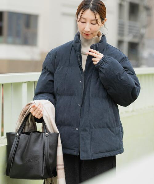 ITEMS URBANRESEARCH（アイテムズ アーバンリサーチ）の「コーディロイ 中綿ハイネックジャケット（ダウンジャケット/コート・メンズ・ブラック/ブラウン/ネイビー・MEDIUM/LARGE）」の20枚目の写真