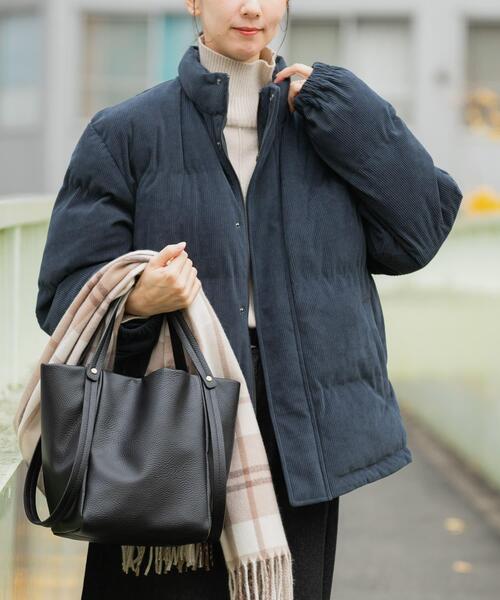 ITEMS URBANRESEARCH（アイテムズ アーバンリサーチ）の「コーディロイ 中綿ハイネックジャケット（ダウンジャケット/コート・メンズ・ブラック/ブラウン/ネイビー・MEDIUM/LARGE）」の22枚目の写真