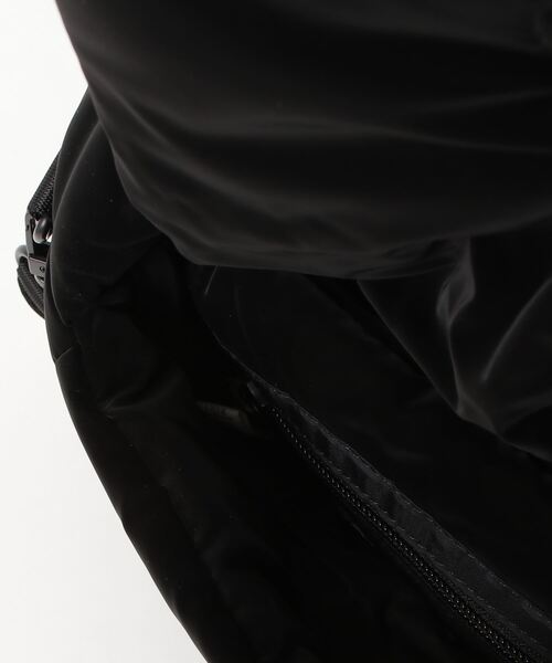 THE NORTH FACE（ザノースフェイス）の「【THE NORTH FACE/ザノースフェイス】トートバッグミニ（BUBBLY　TOTE　BAG　MINI)（ショルダーバッグ・レディース・ブラック/クリーム・ONE SIZE）」の13枚目の写真