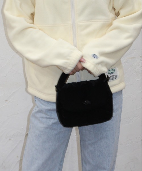 THE NORTH FACE（ザノースフェイス）の「【THE NORTH FACE/ザノースフェイス】トートバッグミニ（BUBBLY　TOTE　BAG　MINI)（ショルダーバッグ・レディース・ブラック/クリーム・ONE SIZE）」の6枚目の写真