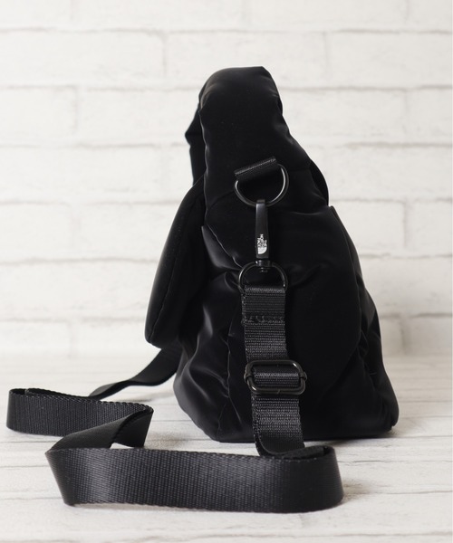 THE NORTH FACE（ザノースフェイス）の「【THE NORTH FACE/ザノースフェイス】トートバッグミニ（BUBBLY　TOTE　BAG　MINI)（ショルダーバッグ・レディース・ブラック/クリーム・ONE SIZE）」の18枚目の写真