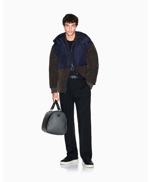 ARMANI EXCHANGE(アルマーニエクスチェンジ)の「【A|X アルマーニ エクスチェンジ】ミックスマテリアル リップストップ ダウンジャケット(ダウンジャケット/コート・メンズ・ダルブルー系・LARGE/MEDIUM/SMALL/X-LARGE/X-SMALL)」の3枚目の写真