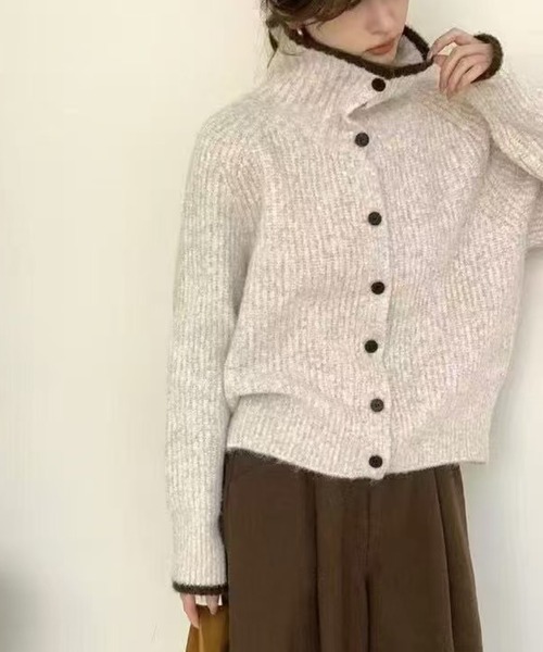 LAFFMO(ラフモ)の「配色ライン襟付きニットカーディガン(カーディガン/ボレロ・レディース・ライトグレー/ブラウン/ベージュ/グレー・F)」の10枚目の写真