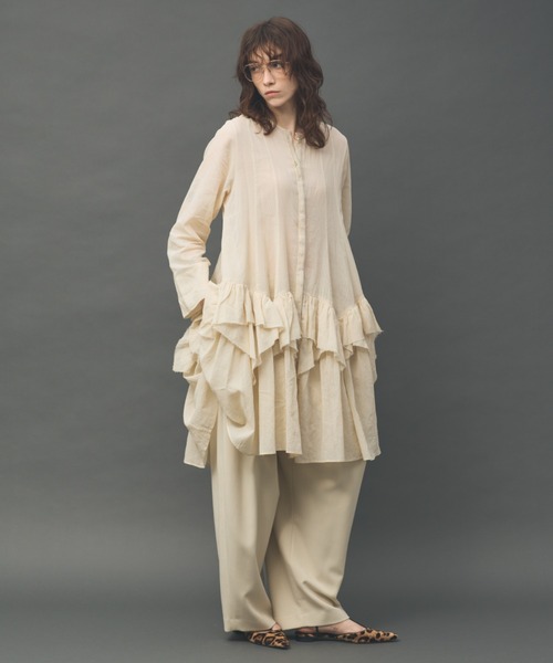 Curensology(カレンソロジー)の「Curensology(カレンソロジー)/ランダムフリルアキハボイルブラウス(シャツ/ブラウス・レディース・アイボリー/ライトブルー・FREE)」の11枚目の写真