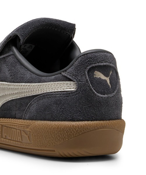 PUMA(プーマ)の「PUMA PALERMO PREMIUM METALLIC(プーマ パレルモ プレミアム メタリック)(スニーカー・メンズ・グレー系/ベージュ系・23cm/23.5cm/24cm/24.5cm/25cm/25.5cm/26cm/26.5cm/27cm/27.5cm/28cm/28.5cm/29cm)」の7枚目の写真