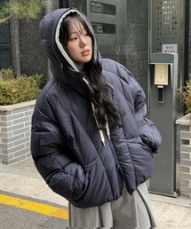 ブラックダウンジャケット　1993studio ☆人気☆【1993 STUDIO】☆SMALL LOGO DUCK DOWN SHORT PADDIN.G