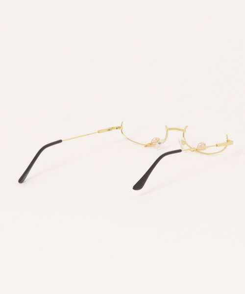 UP START（アップスタート）の「【LAMPOON】アンダーリム　チェーン付きメガネ　ケース付き（メガネ・レディース・ゴールド/シルバー・FREE）」の10枚目の写真