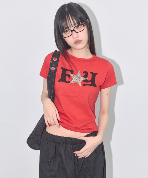 FANCY CLUB(ファンシークラブ)の「FYレオパードTシャツ(レッド) F25QB100(Tシャツ/カットソー・レディース・レッド・FREE)」の2枚目の写真