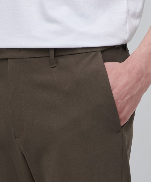 MUSINSA STANDARD（ムシンサスタンダード）の「セミブーツカット隠しバンディングスラックス[ブラウン]（スラックス・メンズ・その他・26/27/28/29/40/38/42/36）」の4枚目の写真