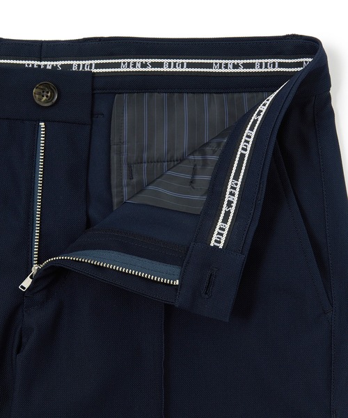 MEN'S BIGI（メンズビギ）の「【ACTIVE TAILOR】Air tool パンツ＜高通気性/ストレッチ/接触冷感/UVカット/防シワ＞（その他パンツ・メンズ・ブラック/ネイビー・01/04/03/02）」の5枚目の写真