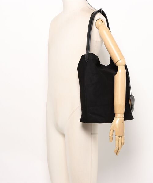 ammy.（エイミードット）の「【 ammy. / エイミードット 】 スエードライク バケツ型 ワンショルダーバッグ（ショルダーバッグ・レディース・ブラック/カーキ/ベージュ/ブラウン/ダークブラウン・FREE）」の22枚目の写真