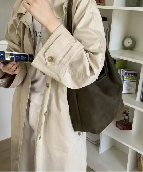 ammy.（エイミードット）の「【 ammy. / エイミードット 】 スエードライク バケツ型 ワンショルダーバッグ（ショルダーバッグ・レディース・ブラック/カーキ/ベージュ/ブラウン/ダークブラウン・FREE）」の5枚目の写真