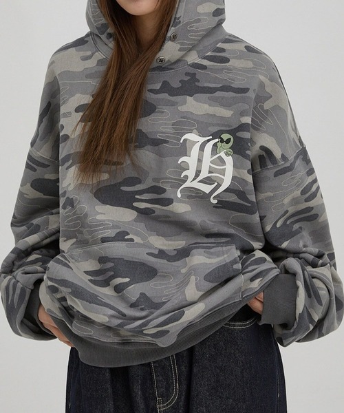 HOODHOOD(フッドフッド)の「【UNISEX】HOODHOOD/Hロゴエイリアンフード(パーカー・レディース・その他1/その他2・MEDIUM/LARGE)」の1枚目の写真