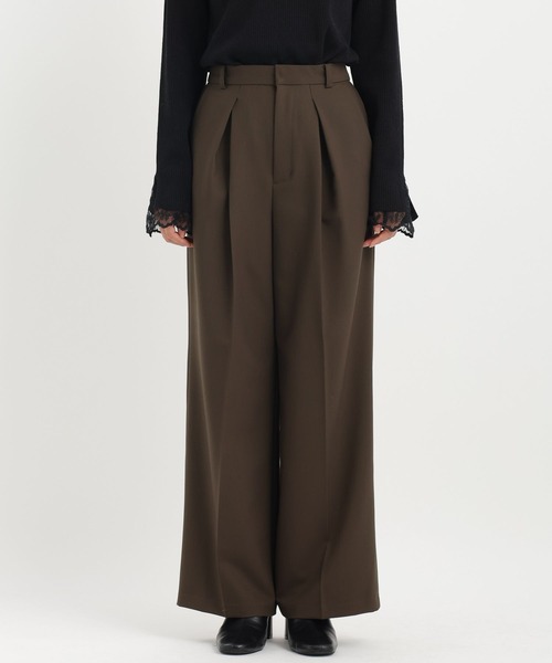 Andemiu（アンデミュウ）の「カサネタックストレートパンツ606419（スラックス・レディース・チャコールグレー/アイボリー/ブラウン/グレー・SMALL/MEDIUM）」の22枚目の写真