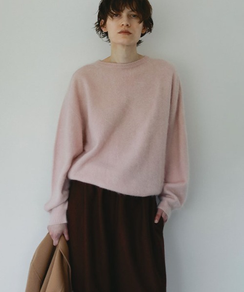 ETRE TOKYO(エトレトウキョウ)の「SANTEカシミヤヘアリーニットプルオーバー(ニット/セーター・レディース・ピンク/ベージュ/アイボリー・FREE)」の2枚目の写真