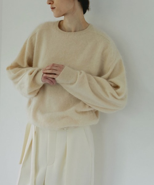 ETRE TOKYO(エトレトウキョウ)の「SANTEカシミヤヘアリーニットプルオーバー(ニット/セーター・レディース・ピンク/ベージュ/アイボリー・FREE)」の1枚目の写真