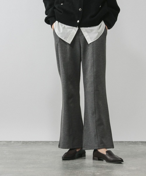 GLOBAL WORK（グローバルワーク）の「あったかフレアパンツ/611253（その他パンツ・レディース・ダークブラウン/チャコールグレー/ブラック・LARGE/MEDIUM/SMALL）」の10枚目の写真