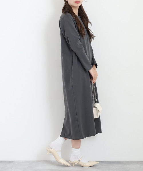 Anna Nicola(アンナニコラ)の「Anna Nicola パール使いワンピース(ワンピース・レディース・サンドベージュ/ブラック/チャコールグレー・38)」の11枚目の写真