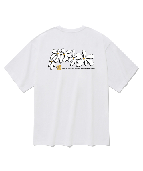 RADINEO(ラディネオ)の「フラワリー半袖Tシャツホワイト(Tシャツ/カットソー・メンズ・その他・SMALL/MEDIUM/LARGE/X-LARGE)」の1枚目の写真