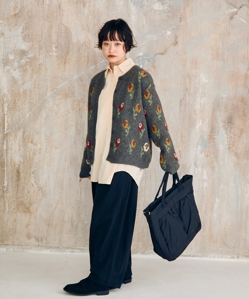 Crisp（クリスプ）の「フラワーパターンニットカーディガン（カーディガン/ボレロ・レディース・ブラウン/グレー・FREE）」の5枚目の写真