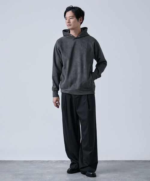 B.C STOCK(ベーセーストック)の「フェイクスエードパーカー(パーカー・メンズ・ブラック/ベージュ/スミクロ・MEDIUM/LARGE)」の16枚目の写真