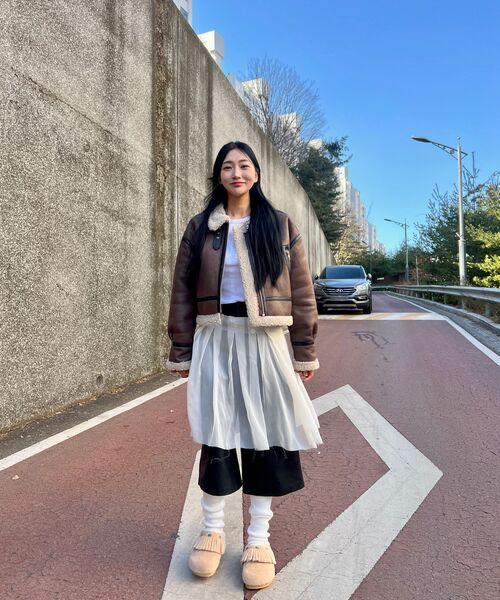 SPERONE WOMEN(スペローネウーマン)の「クロップネックバックルムートン(ムートンコート・レディース・その他・FREE)」の6枚目の写真