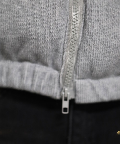 ATMARK（アットマーク）の「《２サイズ展開　/　UNISEX　》リブ編みニット　ショート丈　パフジャケット（ダウンジャケット/コート・レディース・ブラック/グレー・M/L）」の9枚目の写真