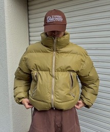 Chikashitsu +（チカシツプラス）の「【Chikashitsu +】cropped puffer jacket / 【チカシツプラス】クロップドパファージャケット（ダウンジャケット/コート）」