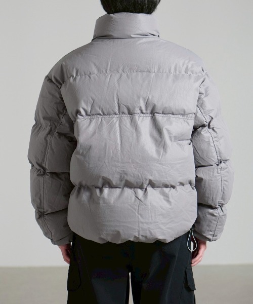 Chikashitsu +（チカシツプラス）の「【Chikashitsu +】cropped puffer jacket / 【チカシツプラス】クロップドパファージャケット（ダウンジャケット/コート・メンズ・ブラック/グレー/オリーブ・ONE SIZE）」の20枚目の写真