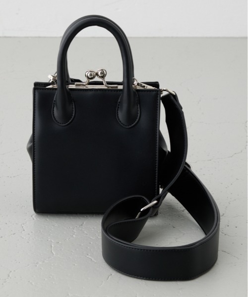 メタルフレームスクエアバッグ（ショルダーバッグ）｜AZUL BY MOUSSY