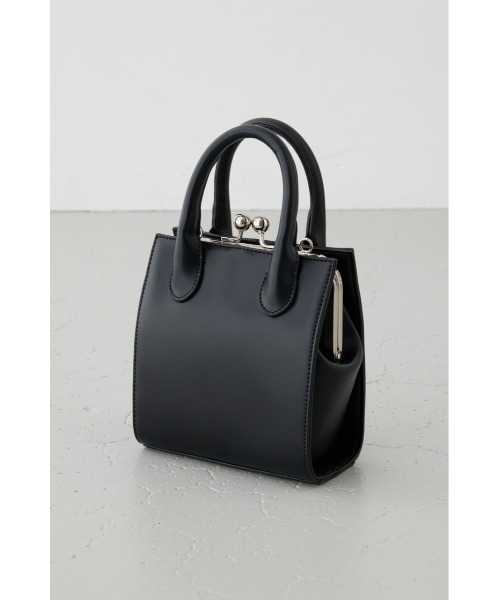 AZUL by moussy(アズールバイマウジー)の「メタルフレームスクエアバッグ(ショルダーバッグ・レディース・ブラック/ライトグリーン/ダークベージュ・FREE)」の9枚目の写真