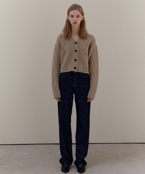 UNNOUT（アナウト）の「CABLE WOOL KNIT CARDIGAN - BEIGE（カーディガン/ボレロ・レディース・その他・ONE SIZE）」の4枚目の写真
