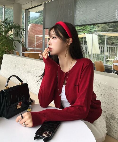 AMESWORLDWIDE(アメスワールドワイド)の「BASIC ROUND NECK CARDIGAN RED(カーディガン/ボレロ・レディース・その他・FREE)」の3枚目の写真