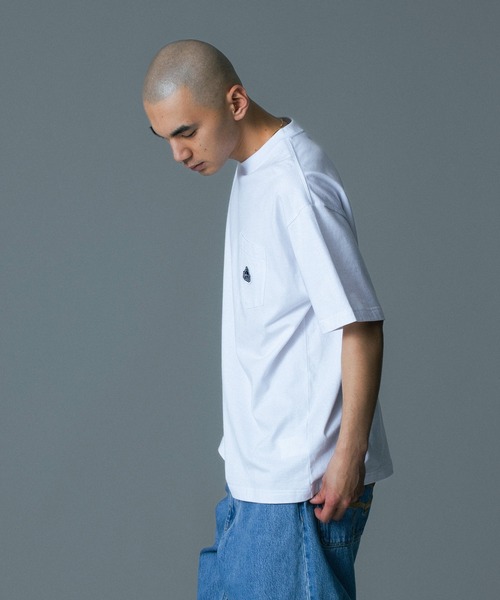XLARGE(エクストララージ)の「SLANTED OG S/S POCKET TEE(Tシャツ/カットソー・メンズ・ブルー/ピンク/ブラック/ホワイト・XS/S/M/L/XL/XXL)」の15枚目の写真