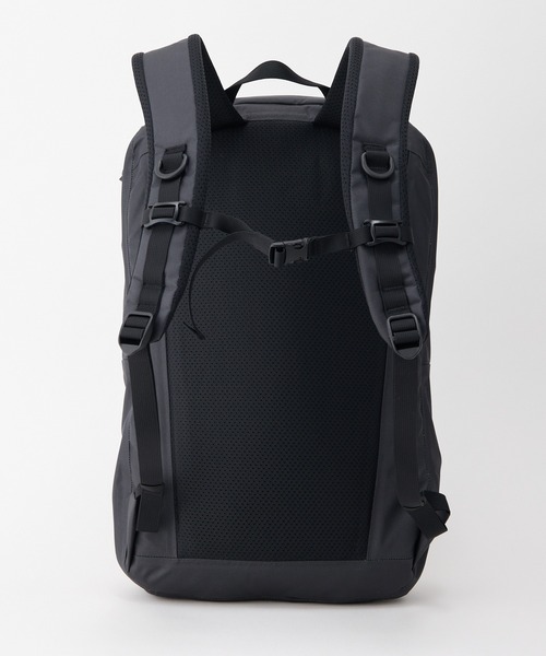 KELTY（ケルティ）の「GO OUT / MonoMax掲載モデル【KELTY】WATER PROOF BACKPACK 28 ウォータープルーフ バックパック 28L（バックパック/リュック・メンズ・ブラック・ONE SIZE）」の10枚目の写真