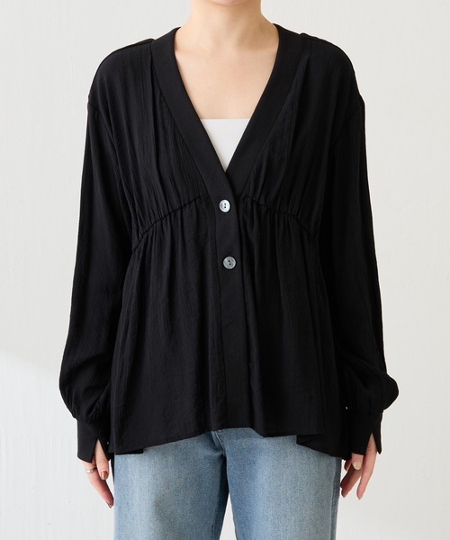 COLLAGE GALLARDAGALANTE（コラージュガリャルダガランテ）の「ギャザー切替シャツカーディガン/WEB限定カラー展開（シャツ/ブラウス・レディース・チャコールグレー/オフホワイト/ブラック/アイボリー/ブルー/グリーン・FREE）」の10枚目の写真