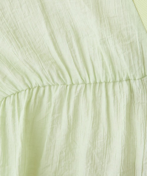 COLLAGE GALLARDAGALANTE（コラージュガリャルダガランテ）の「ギャザー切替シャツカーディガン/WEB限定カラー展開（シャツ/ブラウス・レディース・チャコールグレー/オフホワイト/ブラック/アイボリー/ブルー/グリーン・FREE）」の9枚目の写真