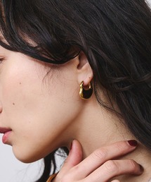 (SOAC)PLUMP DROP PIERCE