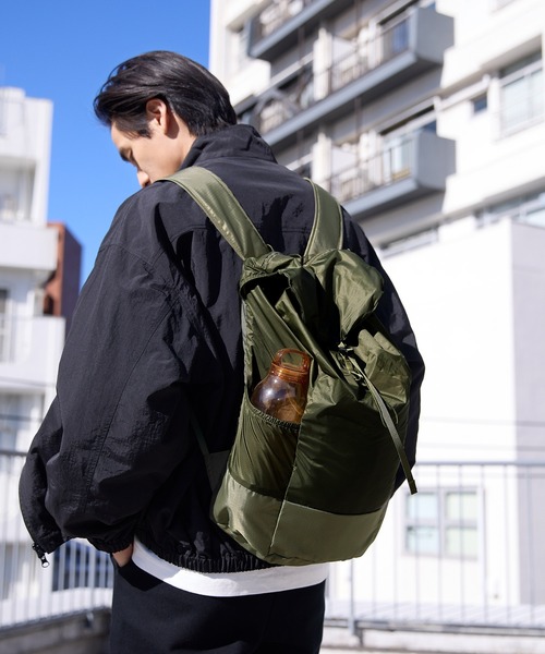 coca（coca）（コカ）の「軽量リップストップポケッタブルバックパック（バックパック/リュック・レディース・ライトグレー/オレンジ/カーキ/ブラック・ONE SIZE）」の19枚目の写真